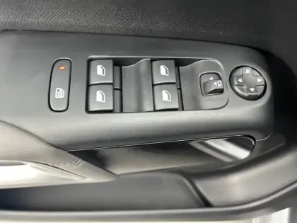 Photo 34 Citroën C5 aircross  Hybride Rechargeable 225 e-EAT8