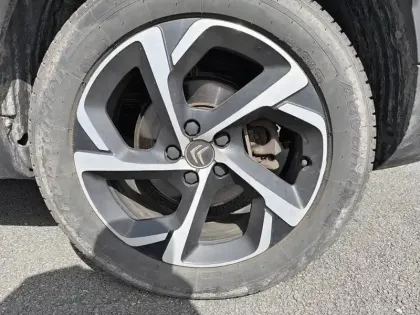 Photo 12 Citroën C5 aircross  Hybride Rechargeable 225 e-EAT8