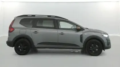 Photo 14 Dacia Jogger  Hybrid 140 7 places GSR2