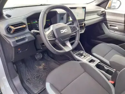 Photo 8 Dacia Duster  Hybrid 140