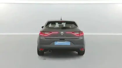 Photo 12 Renault Megane Mégane IV Berline TCe 100 Energy