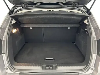 Photo 17 Renault Captur  E-Tech full hybrid 145