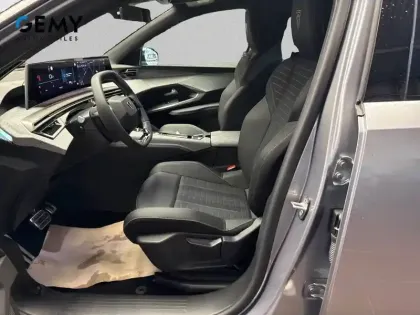 Photo 8 Peugeot 3008  Hybrid 145 e-DCS6