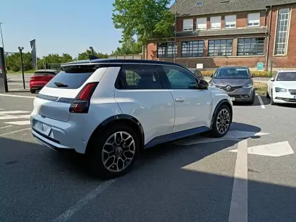 Photo 5 Renault 5 Renault  E-Tech Electrique 10 ch autonomie confort