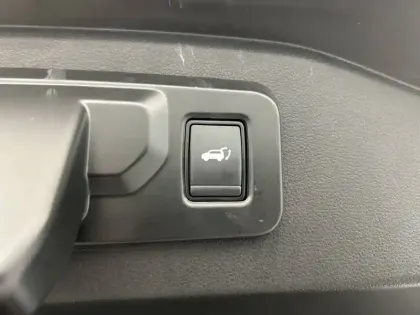 Photo 38 Renault Espace  E-Tech full hybrid 200 7pl