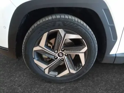 Photo 13 Hyundai Tucson  1.6 T-GDI 265 HTRAC Plug-in BVA6