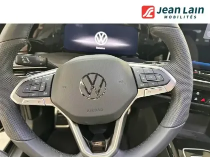 Photo 11 Volkswagen Golf  1.5 eTSI EVO2 150 DSG7