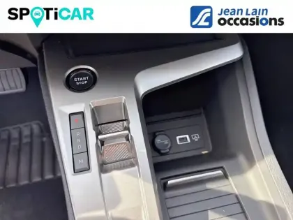 Photo 13 Peugeot 308  Hybrid 145 e-DCS6