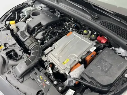 Photo 49 Renault Clio  E-Tech full hybrid 145 ch GSR2