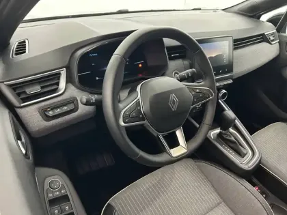 Photo 32 Renault Clio  E-Tech full hybrid 145 ch GSR2