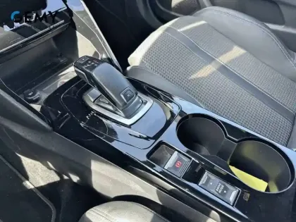 Photo 15 Peugeot 2008  PureTech 130 S&S EAT8