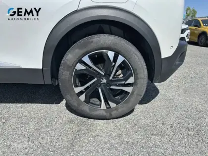 Photo 10 Peugeot 2008  PureTech 130 S&S EAT8