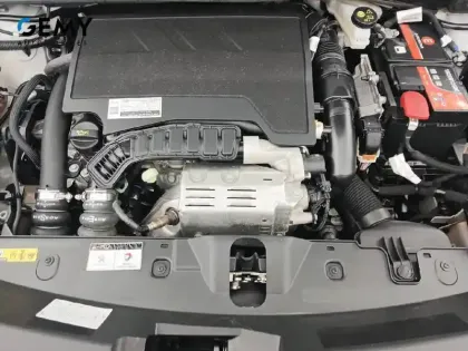 Photo 37 Peugeot 2008  PureTech 130 S&S EAT8