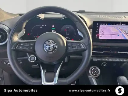 Photo 12 Alfa Romeo Tonale  1.3 Hybride Rechargeable PHEV 280ch AT6 Q4