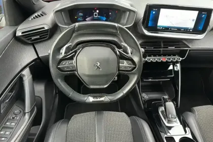 Photo 12 Peugeot 2008  BlueHDi 130 S&S EAT8