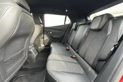 Photo 9 Peugeot 2008  BlueHDi 130 S&S EAT8