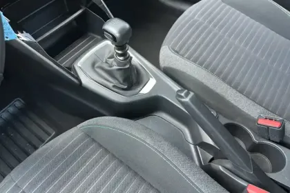 Photo 22 Peugeot 208  PureTech 100 S&S BVM6