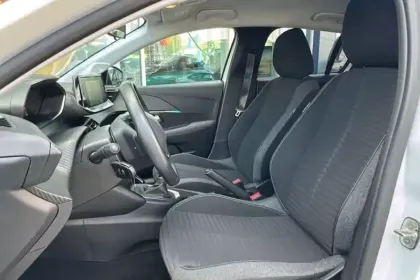 Photo 8 Peugeot 208  PureTech 100 S&S BVM6