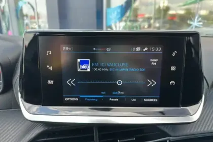 Photo 18 Peugeot 208  PureTech 100 S&S BVM6