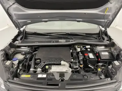 Photo 20 Peugeot 2008  PureTech 100 S&S BVM6