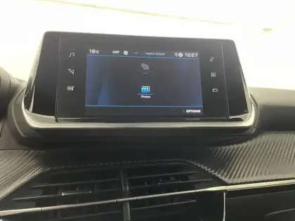 Photo 19 Peugeot 2008  PureTech 100 S&S BVM6