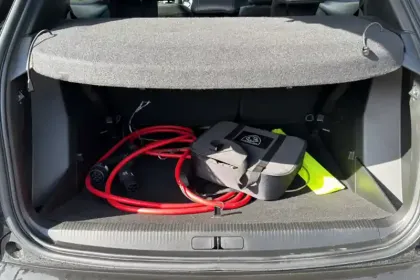 Photo 8 Peugeot 2008  Electrique 54 kWh 156 ch