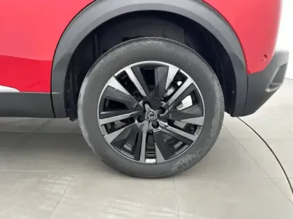 Photo 40 Peugeot 2008  PureTech 130 S&S EAT8