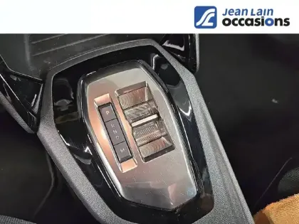 Photo 12 Peugeot 2008  PureTech 130 S&S EAT8