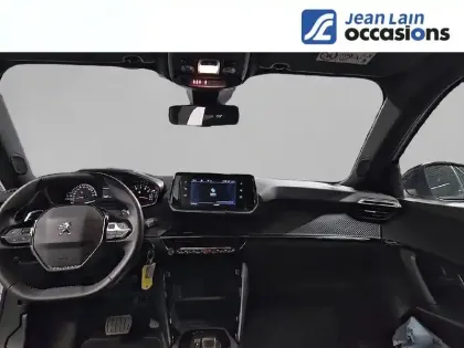 Photo 17 Peugeot 2008  PureTech 130 S&S EAT8