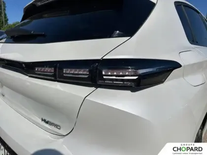 Photo 24 Peugeot 308  PHEV 180 e-EAT8