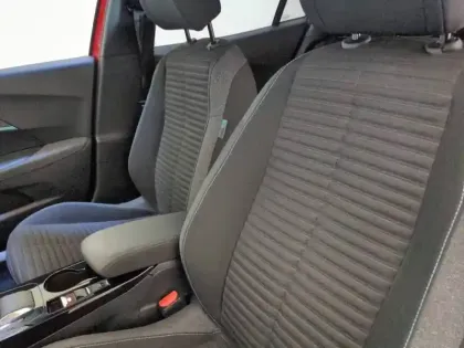 Photo 17 Peugeot 2008  Electrique 136 ch