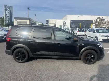 Photo 7 Dacia Jogger  Hybrid 140 7 places GSR2