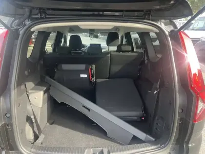 Photo 18 Dacia Jogger  Hybrid 140 7 places GSR2