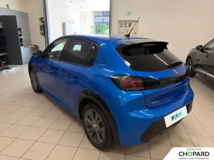 Photo 31 Peugeot 208  Electrique 50 kWh 136ch