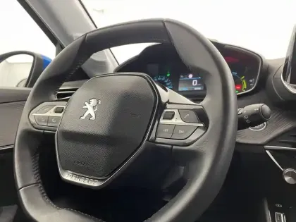 Photo 62 Peugeot 208  Electrique 50 kWh 136ch