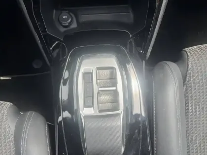 Photo 24 Peugeot 208  Electrique 50 kWh 136ch