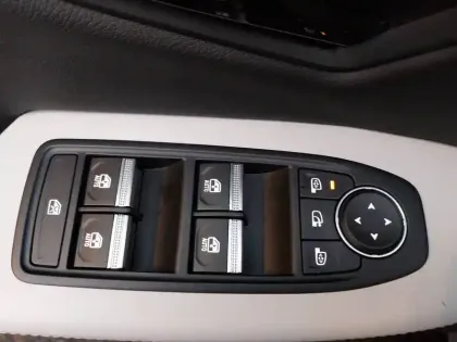 Photo 8 Renault Scenic  E-Tech électrique 220 ch grande autonomie