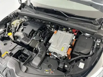 Photo 35 Renault Captur  E-Tech 145