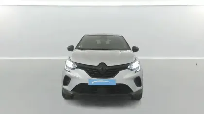 Photo 15 Renault Captur  E-Tech 145