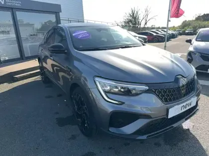 Photo 13 Renault Arkana  E-Tech full hybrid 145 GSR2