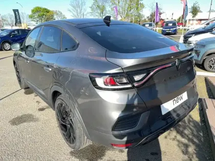 Photo 20 Renault Arkana  E-Tech full hybrid 145 GSR2