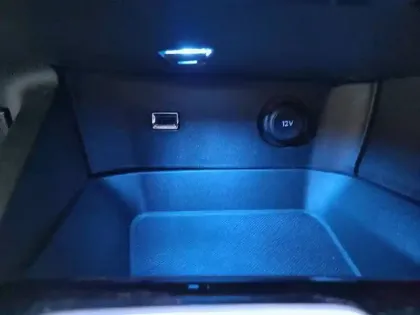 Photo 25 Peugeot 5008  Hybrid 136 e-DCS6