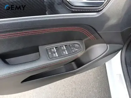 Photo 13 Renault Arkana  TCe 140 EDC FAP - 21B