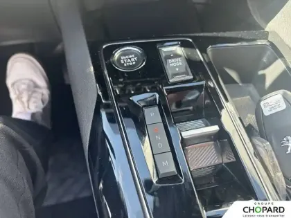 Photo 17 Peugeot 3008  PureTech 130ch S&S EAT8