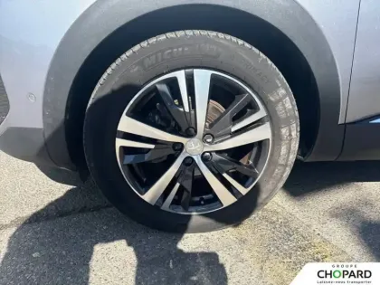 Photo 11 Peugeot 3008  PureTech 130ch S&S EAT8