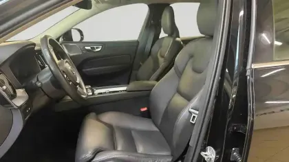 Photo 9 Volvo Xc60  T6 Recharge AWD 253 ch + 145 ch Geartronic 8