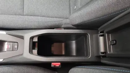 Photo 42 Renault Clio  E-Tech full hybrid 160 ch