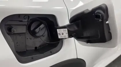 Photo 14 Renault Clio  E-Tech full hybrid 160 ch