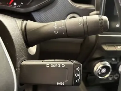 Photo 10 Renault Arkana  mild hybrid 140 EDC FAP - 22