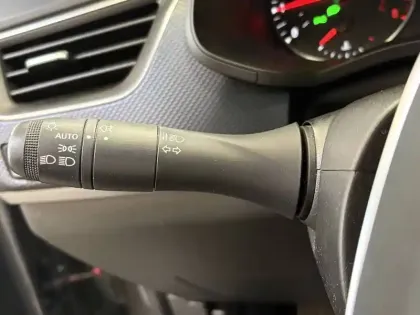 Photo 9 Renault Arkana  mild hybrid 140 EDC FAP - 22